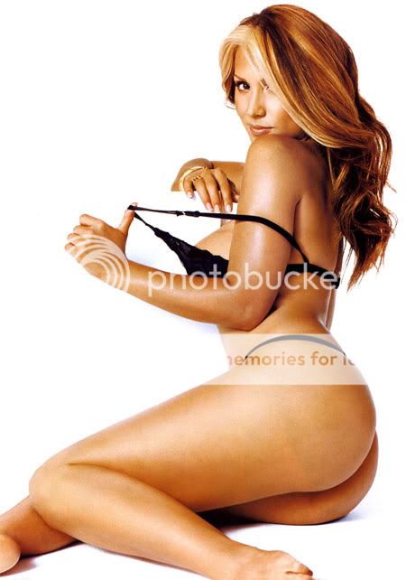 leeann-tweeden-fhm-2004-3.jpg