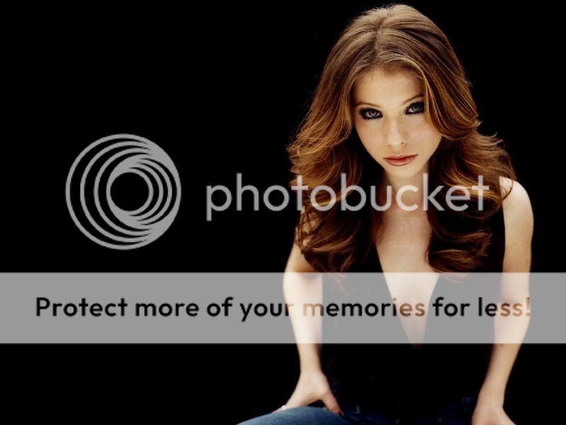 Michelle-Trachtenberg-10.jpg