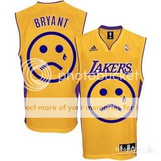 kobe24lakersjerseyyelloip1.jpg